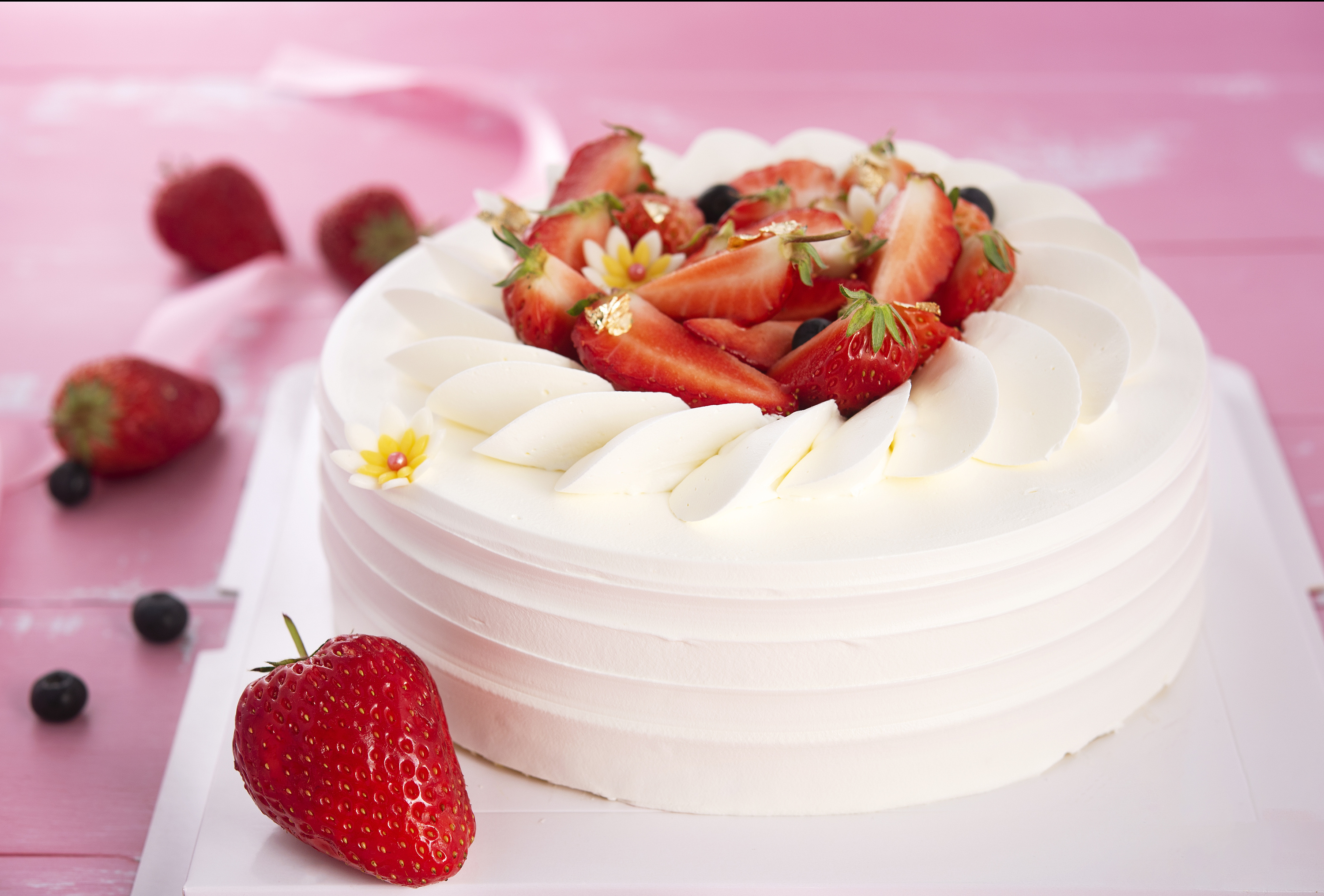 央行：7月末M2余额329.94万亿元 同比增长8.8%